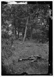 Dead on battlefield at 1st Bull Run (between 1862 and 1865?; LOC: LC-DIG-cwpbh-03383)