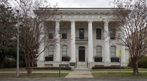 Governor Shorter house, Montgomery, Alabama (Built in 1854 in the Italianite style by John P. Dickerson. Owned by Governor John Gill Shorter 1861-63. photo by Carol M. Highsmith, 2010; LOC: LC-DIG-highsm-05712)