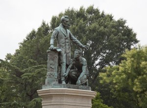 Statue of Abraham Lincoln, Lincoln Park, Washington, D.C. (by Carol M. Highsmith, 2010; LOC: LC-DIG-highsm-10341)