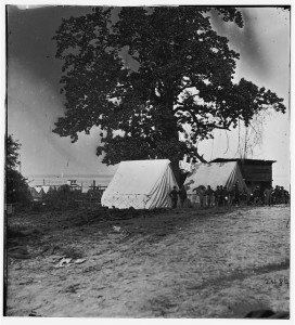 Belle Plain Landing, Virginia. View of the tents of the Sanitary Commission (1864; LOC:  LC-DIG-cwpb-01799)