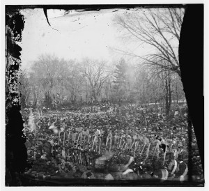 Washington, District of Columbia. Crowd at President Abraham Lincoln's second inauguration (by Alexander Gardner, March 4, 1865; LOC: LC-DIG-cwpb-01431)