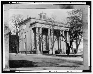 Confederate White House, home of Jefferson Davis in Richmond (ca. 1904; LOC: LC-DIG-det-4a20774)