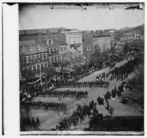 Lincoln's funeral on Pennsylvania Ave.  (Washington, D.C. : 1865 April 19; LOC: http://www.loc.gov/item/brh2003004934/PP/)