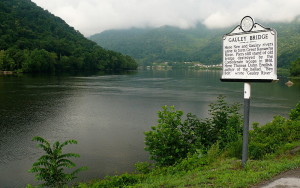 800px-Gauley_Bridge-27527-2