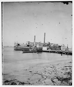 [Charleston, South Carolina (vicinity).] Steamers at wharf (LOC: http://www.loc.gov/item/cwp2003005353/PP/)