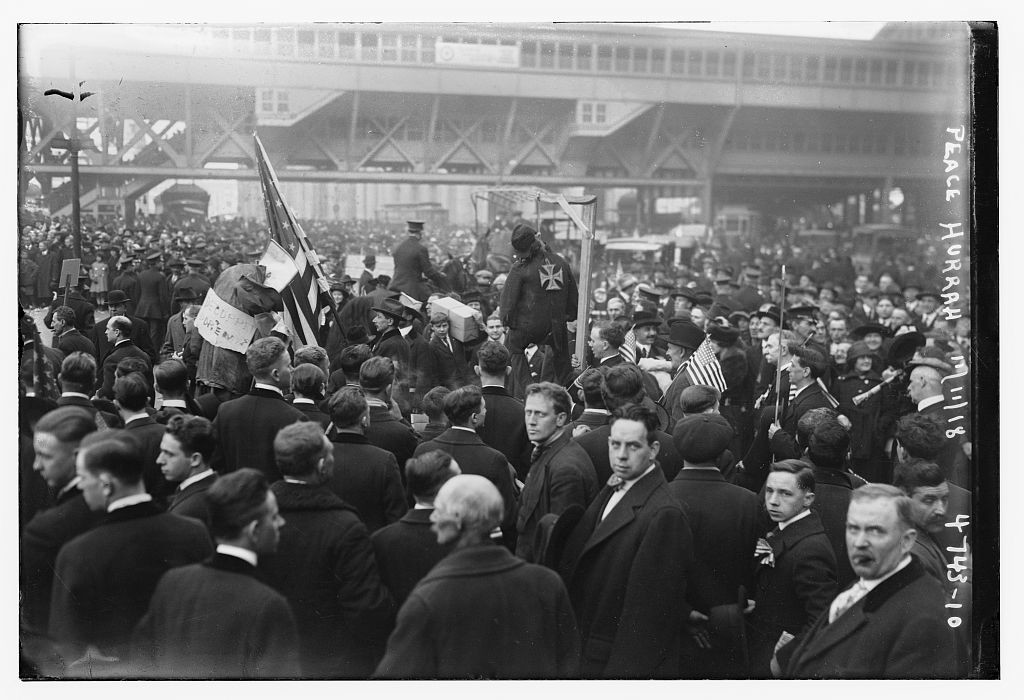 Peace Hurrah (11-11-1918; LOC: http://www.loc.gov/item/ggb2006003156/)