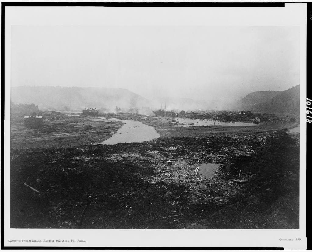 The ruins at Johnstown, after the flood May 31, 1889 / Rothengatter & Dillon, photo's, Phila. (https://www.loc.gov/item/90712948/)