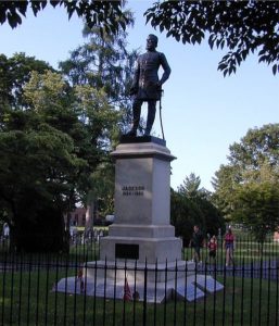 513px-jacksonmemorial (https://en.wikipedia.org/wiki/File:JacksonMemorial.jpg)