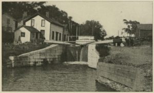 A Canal Lock at Rome, New York, Touching the Site of Fort Stanwix (http://www.gutenberg.org/files/41008/41008-h/41008-h.htm#Page_104) 