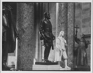 Statues and sculpture. Robert E. Lee in Statuary Hall (Horydczak, Theodor; ca. 1920-ca. 1950; LOC: https://www.loc.gov/item/thc1995010474/PP/)